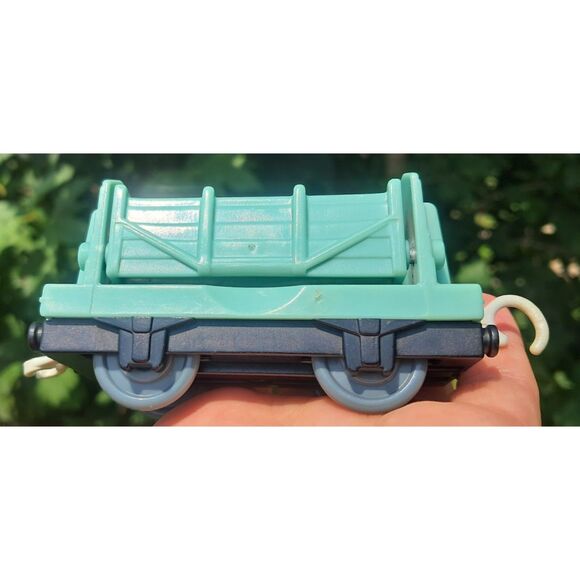TOMY Trackmaster Thomas & Friends Green Log Car for Zip Zoom Logging Adventure - Picture 4 of 15
